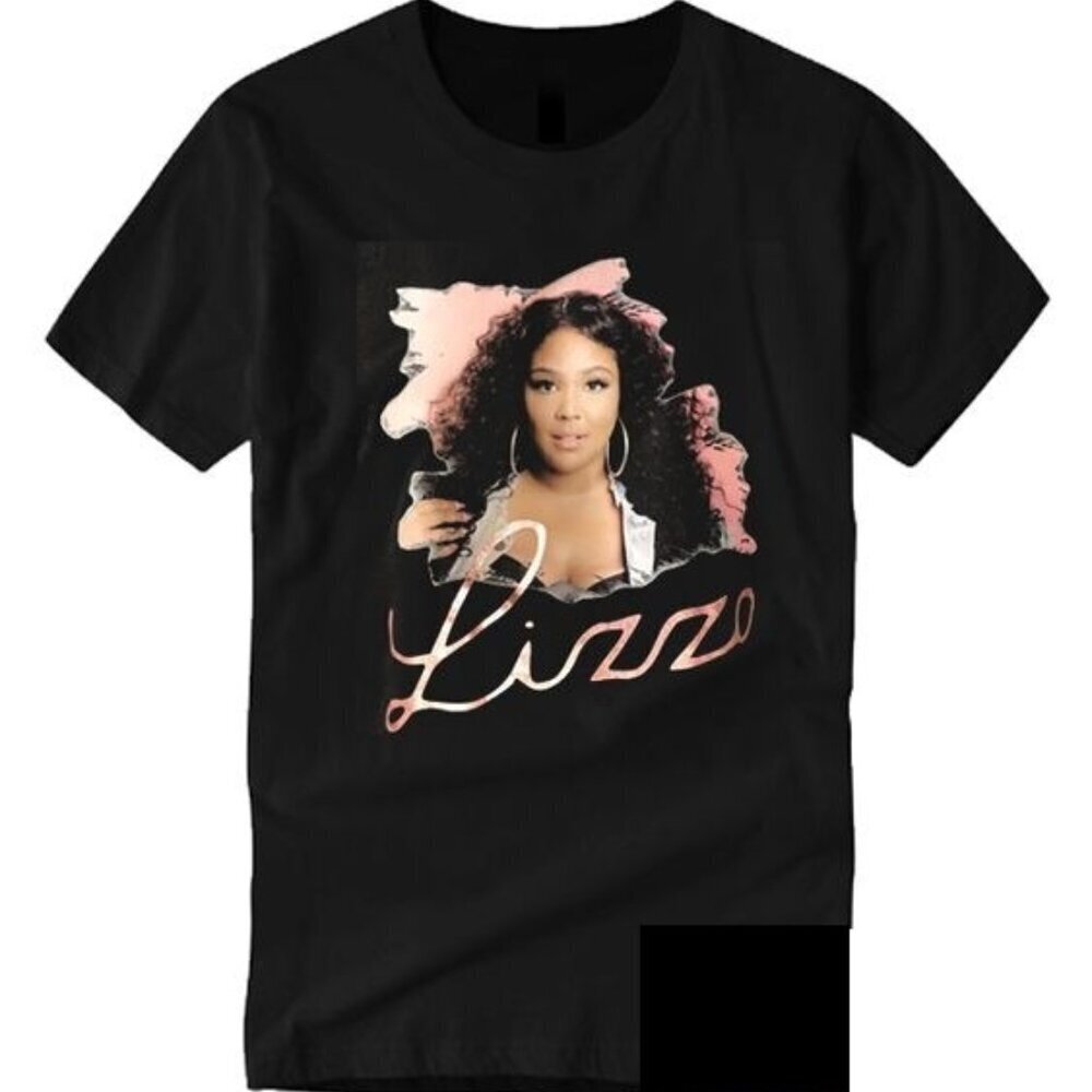 Lizzo Smooth Graphic T Shirt